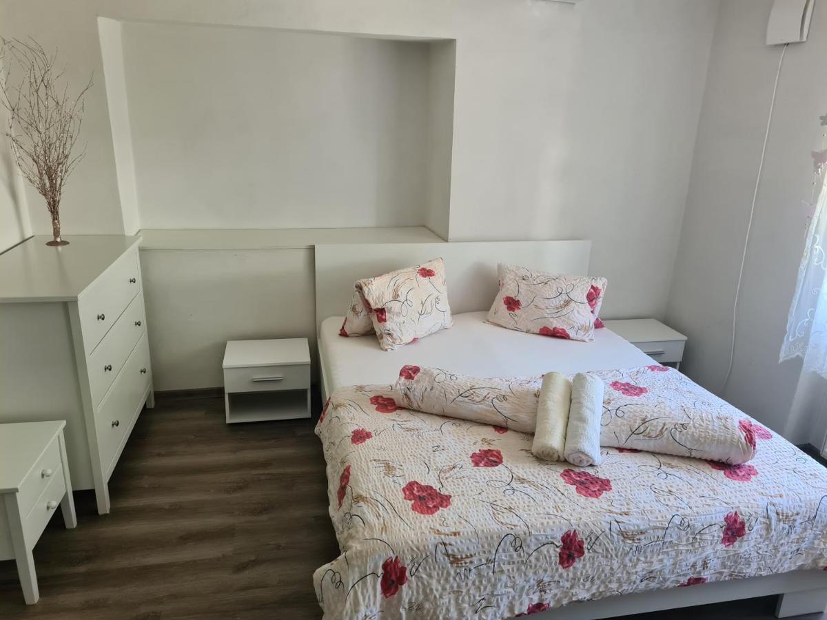 Apartmany St. Maria Stare Hory Luaran gambar