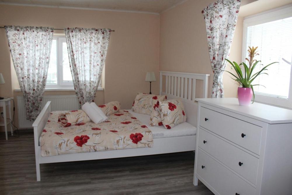 Apartmany St. Maria Stare Hory Luaran gambar